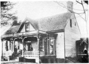 Pictured is Slate Hill in the early 1890s, after Maj. Richard Morton Venable’s renovation. Pictured are, from left, a student, Mrs. Bettie Edmunds Venable, John McCampbell Venable, Asa Dupuy Watkins and another student. John and Bettie had no children, so they boarded students. After John died, Bettie sold Slate Hill to Major Venable and moved into The Maples on campus. They were the last Venables to live at Slate Hill; Major Venable was the last Venable to own Slate Hill. John and Bettie and Asa are buried at College Church. Major Venable died in Baltimore, was cremated and his ashes spread in parks there.