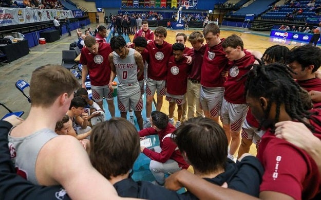 Hampden-Sydney season-opener