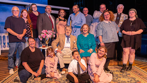 Cat on Hot Tin Roof cast